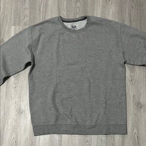 Fruit of the Loom Gray Crewneck Men's Sweater Long Sleeve